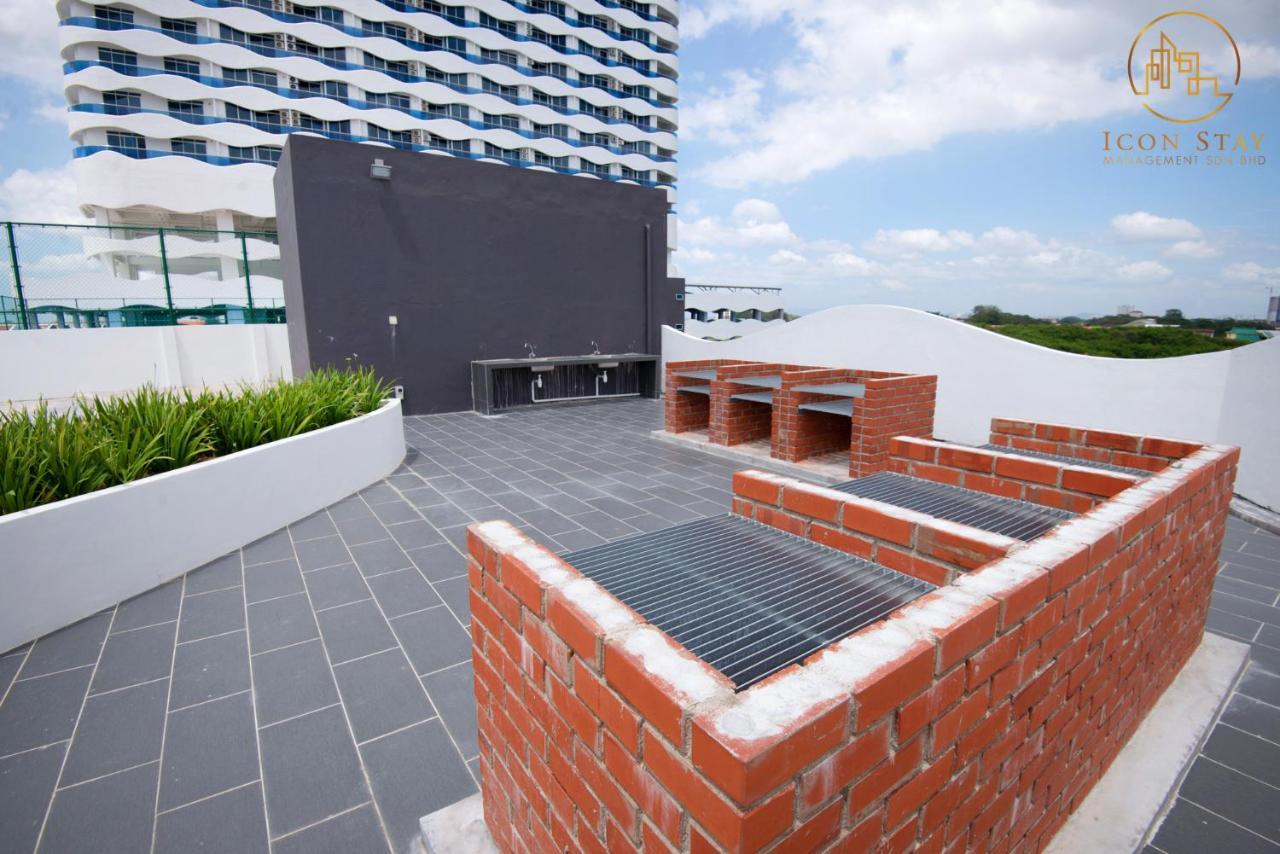 The Wave Residence Melaka Exterior foto